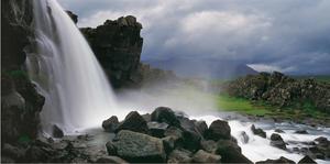La cascade d'Øxana dans la parc national de Thingvelir en Islande. (Photo Frantisek Zvardon)