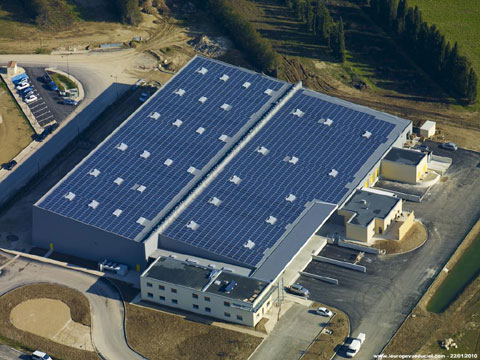 Relais Vert, CCR, Ciel et Terre, et Samfi-Invest  présentent, pour la première fois en région PACA :  un bâtiment destiné au Bio, éco-responsable à « énergie-positive »   et doté d’une centrale photovoltaïque