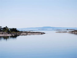 © Linda Froberg, Vänern archipelago and Mount Kinnetulle in view - Lake Vänern Archipelago, Sweden