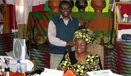Sylvia Banda, fondatrice de Sylva Professional Catering Services, avec son mari. (Photo: Business Week).