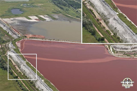 Photo aérienne du réservoir de l'usine d'aluminium prise il y a 3 mois et montrant déjà des fuites. ©WWF