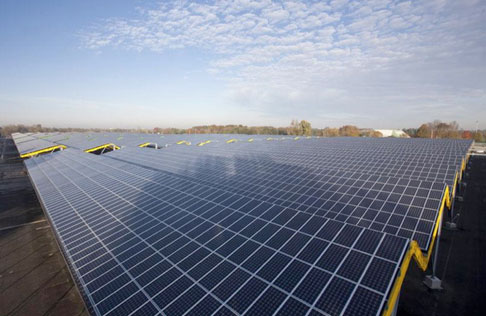 55 millions d'euros ont été investis par EDFénergies nouvelles pour cette centrale solaire du Parc des expositions de Bordeaux. © DR