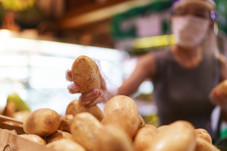Comment les cultivateurs et les transformateurs de pommes de terre peuvent tirer profit des dernières technologies de tri