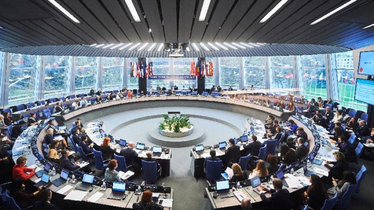 Le Conseil de l&rsquo;Europe appelle les États membres à reconnaître le droit à un environnement propre, sain et durable comme un droit de l’homme