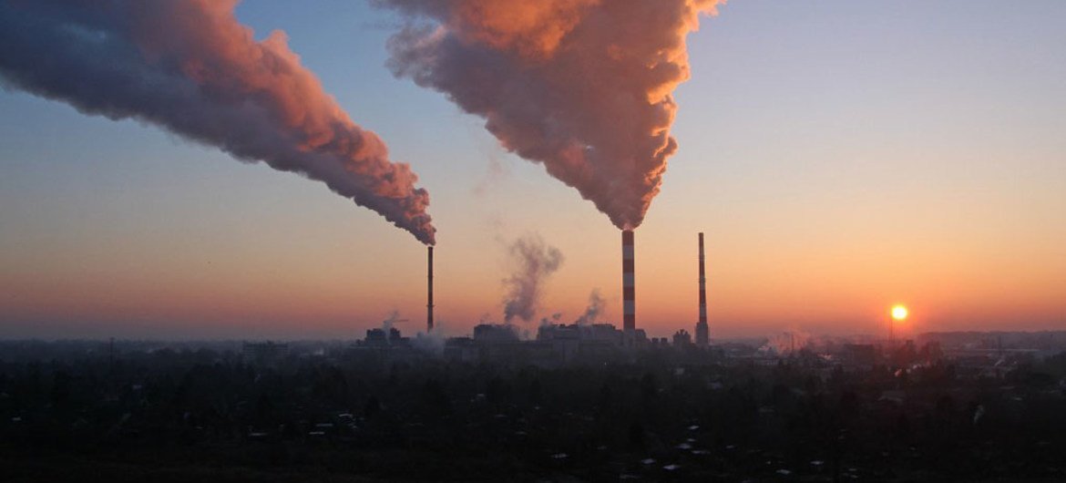 Les concentrations de CO2 et d’autres gaz à effet de serre dans l’atmosphère, à l’origine du réchauffement climatique, atteignent des records.