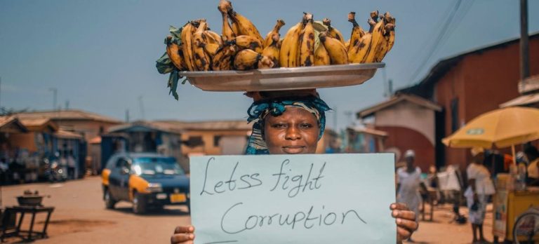 Eradiquer la corruption peut donner un coup de pouce au développement durable selon les Nations Unies