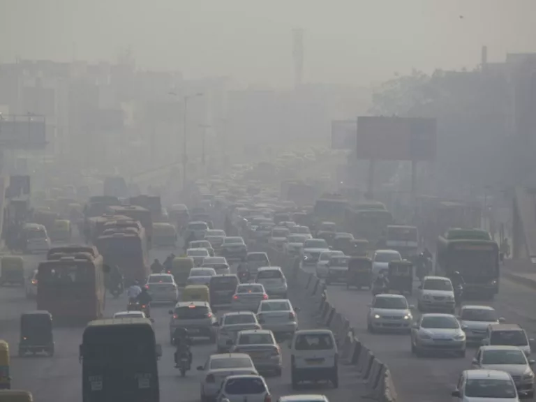 La pollution de l’air : le méchant invisible qui attaque vos poumons