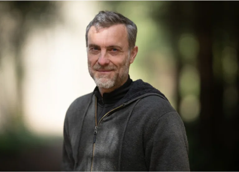 La plante et l’animal : pour une relation plus juste avec le vivant