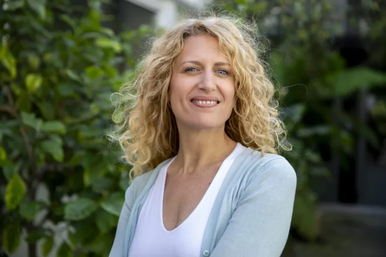 Juliette Duquesne : « Autonomes et solidaires pour le vivant. S’organiser sans l’autorité de l’État »